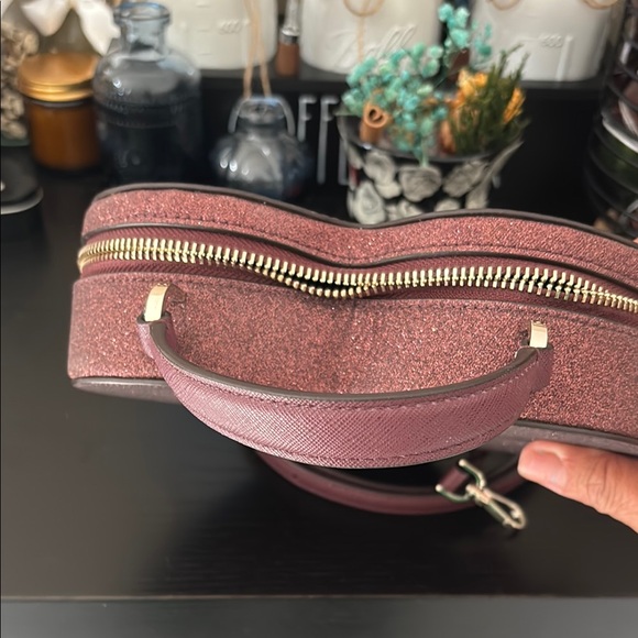 Kate Spade NWOT Heart shimmer  Crossbody Bag - Picture 4 of 7
